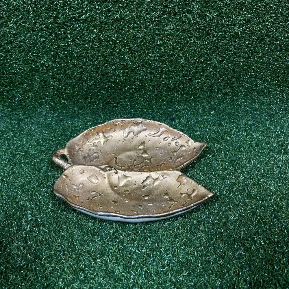 Vintage Mid Century Double Leaf Shaped 22K Weeping Bright Gold Trinket Dish USA